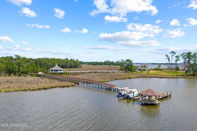 Destiny Plantation Boulevard, Gulfport, MS 39507