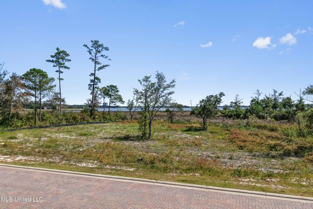 Destiny Plantation Boulevard, Gulfport, MS 39507