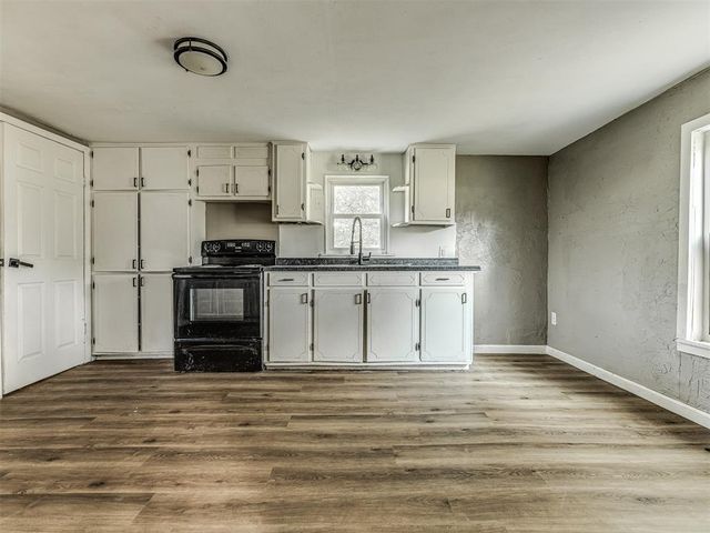 827 W Bdwy Avenue, Mcloud, OK 74851