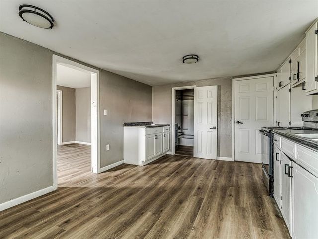 827 W Bdwy Avenue, Mcloud, OK 74851