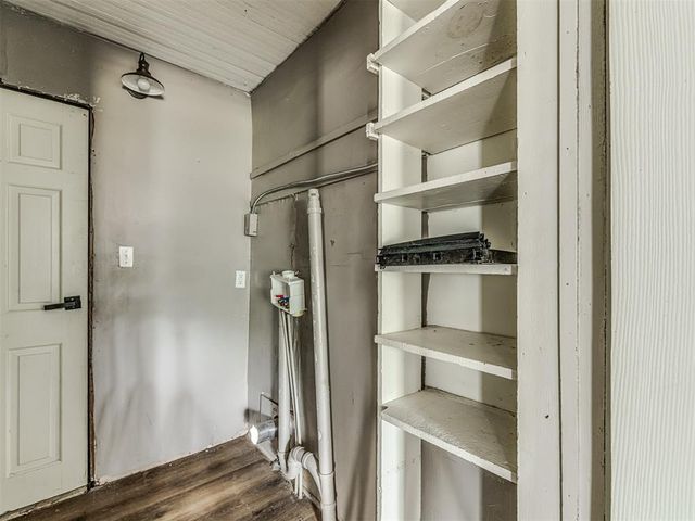 827 W Bdwy Avenue, Mcloud, OK 74851