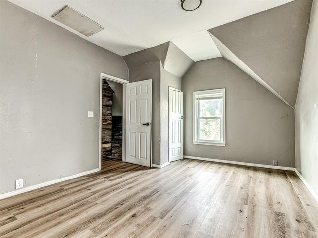 827 W Bdwy Avenue, Mcloud, OK 74851