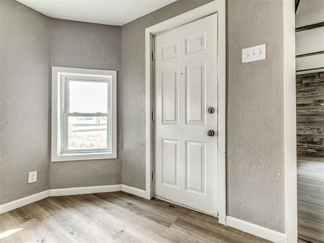 827 W Bdwy Avenue, Mcloud, OK 74851