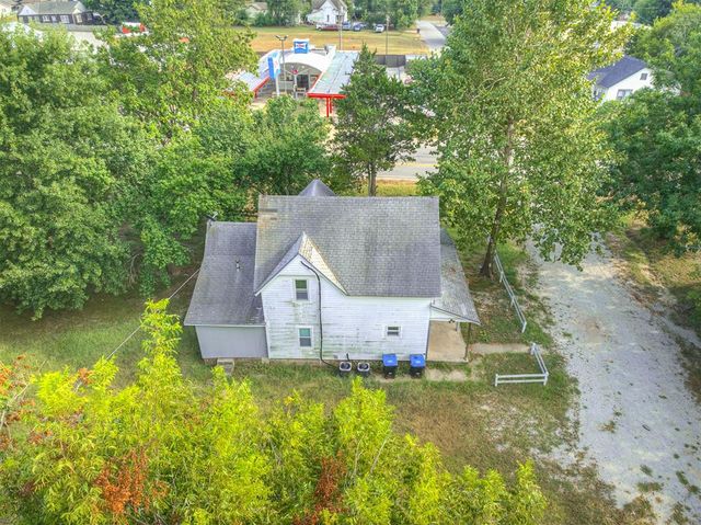827 W Bdwy Avenue, Mcloud, OK 74851