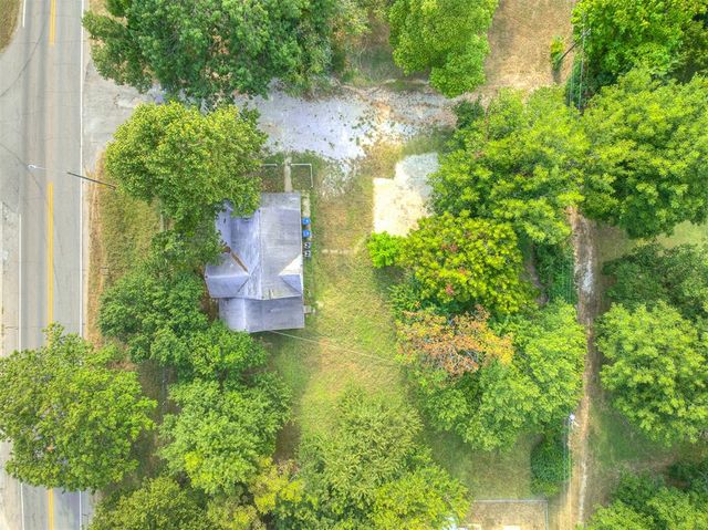 827 W Bdwy Avenue, Mcloud, OK 74851