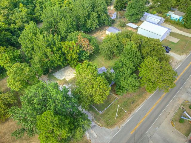 827 W Bdwy Avenue, Mcloud, OK 74851