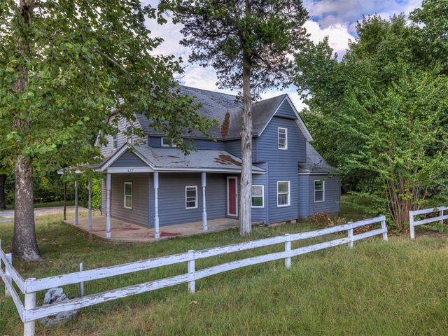 827 W Bdwy Avenue, Mcloud, OK 74851