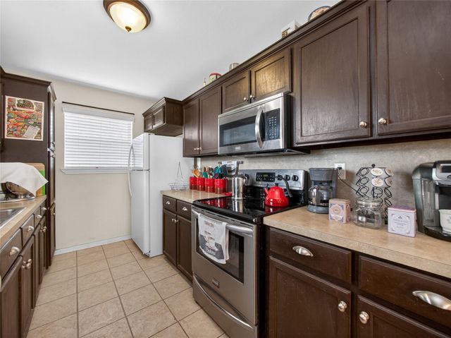 311 College Ave, Florence, TX 76527