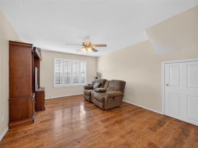 311 College Ave, Florence, TX 76527
