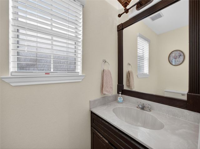 311 College Ave, Florence, TX 76527