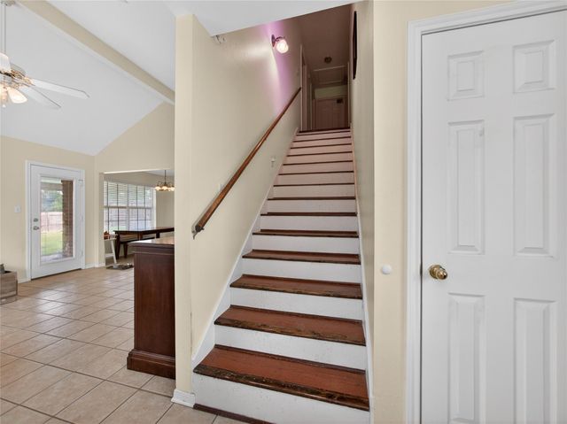 311 College Ave, Florence, TX 76527