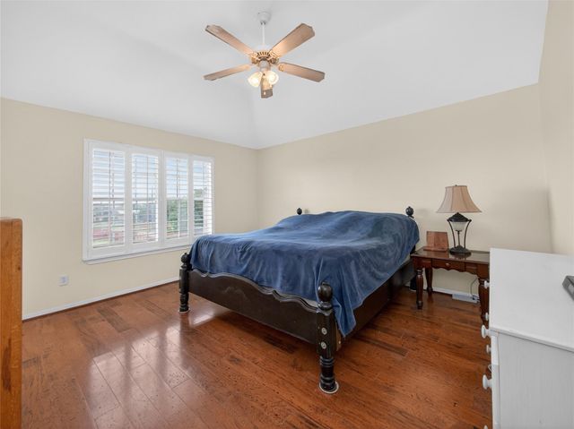 311 College Ave, Florence, TX 76527