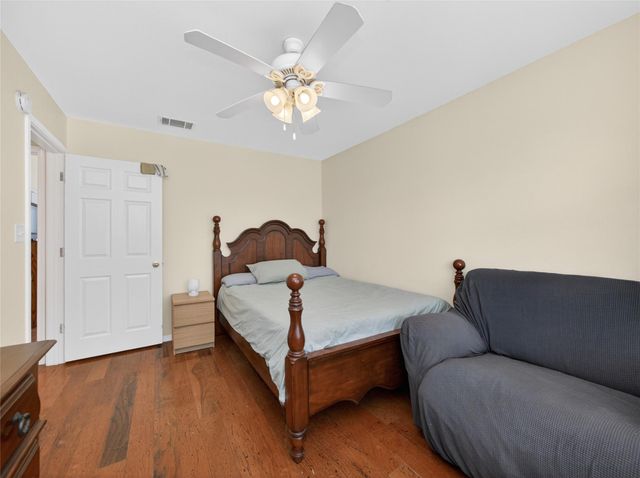 311 College Ave, Florence, TX 76527