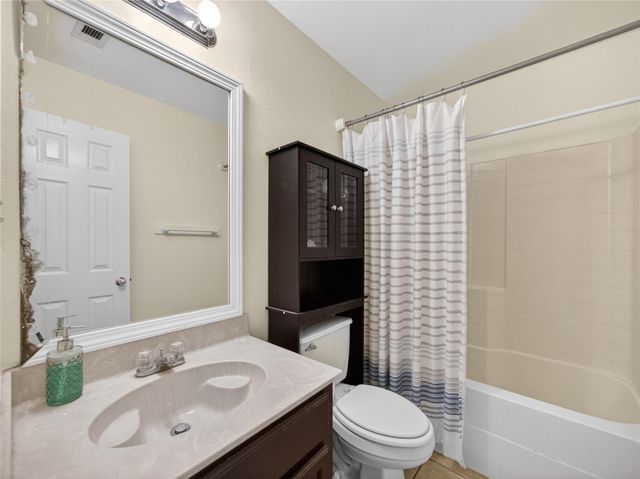 311 College Ave, Florence, TX 76527