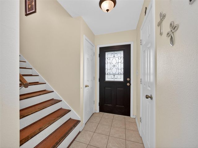 311 College Ave, Florence, TX 76527