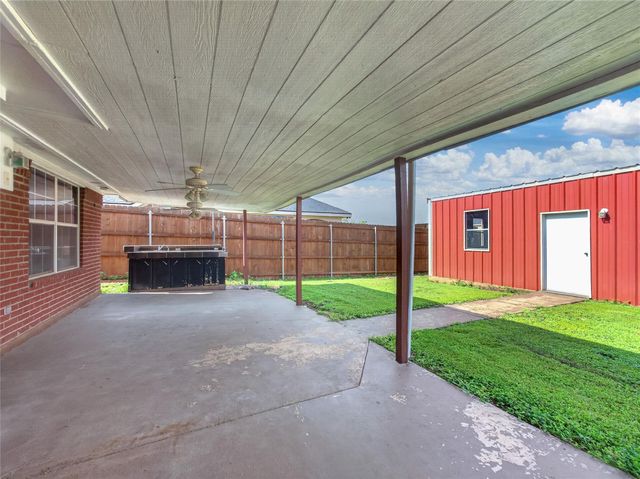 311 College Ave, Florence, TX 76527