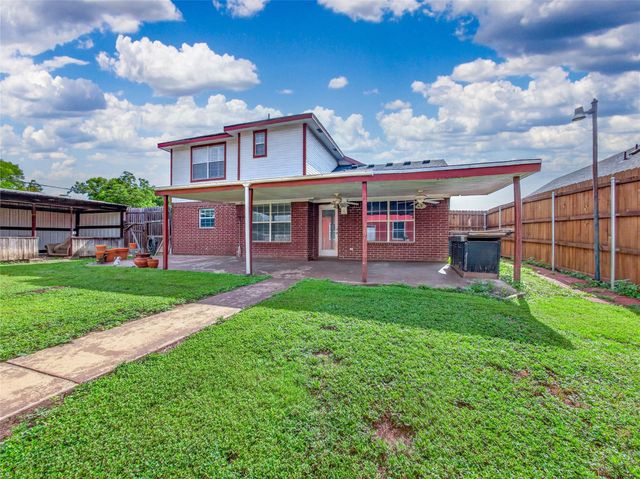 311 College Ave, Florence, TX 76527