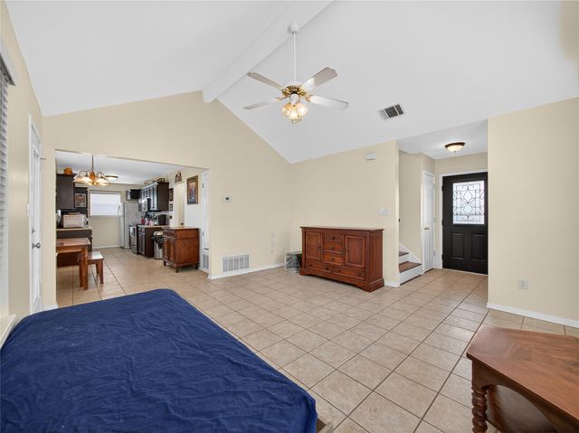 311 College Ave, Florence, TX 76527