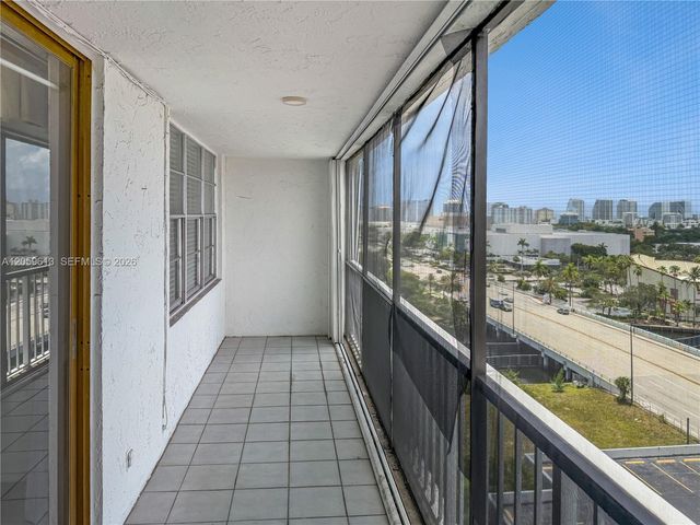 1160 N Federal Hwy 1222, Fort Lauderdale, FL 33304