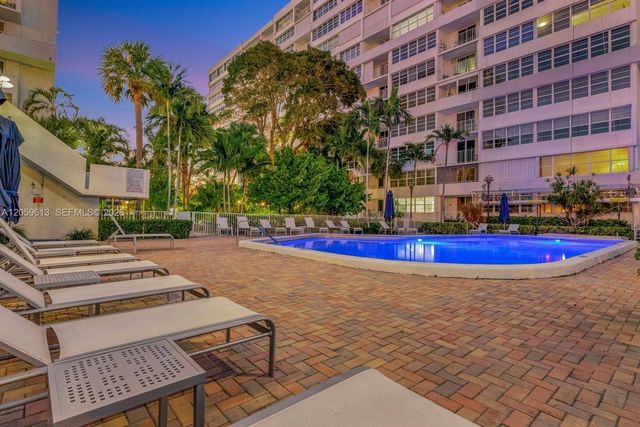 1160 N Federal Hwy 1222, Fort Lauderdale, FL 33304