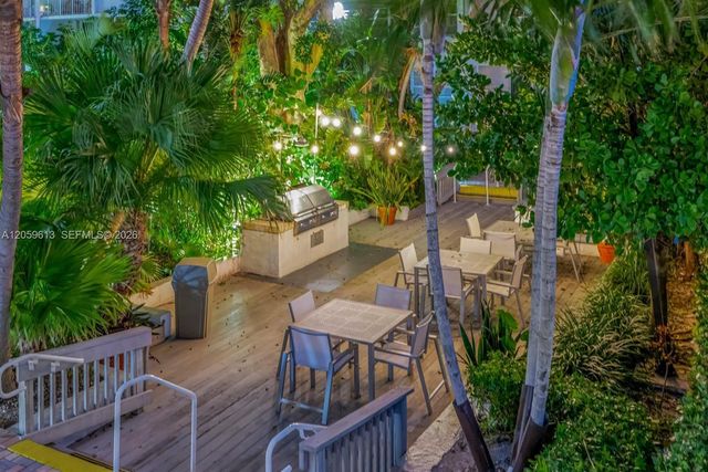 1160 N Federal Hwy 1222, Fort Lauderdale, FL 33304