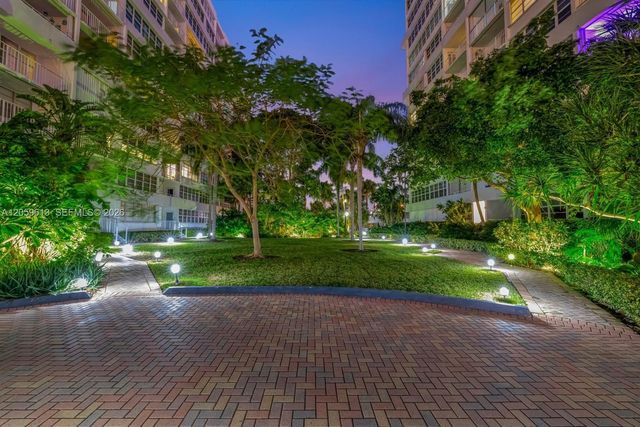 1160 N Federal Hwy 1222, Fort Lauderdale, FL 33304