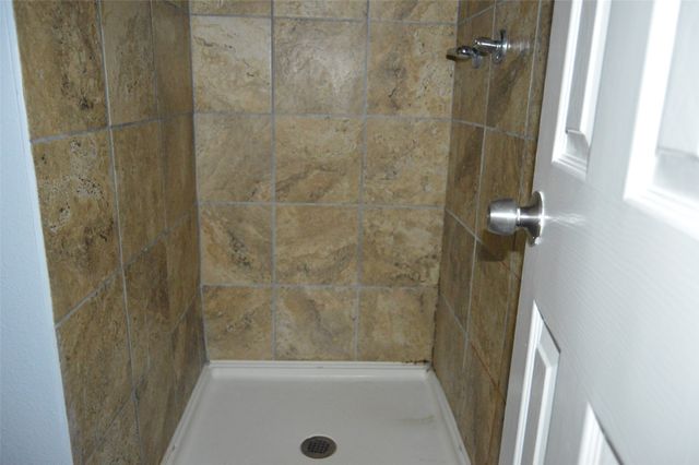 1110 Bell Drive, Greenville, TX 75401