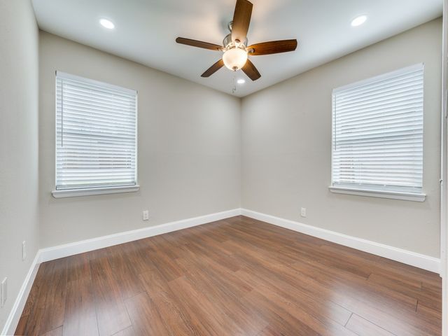 8728 Boundbrook Avenue, Dallas, TX 75243