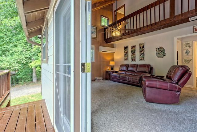 3259 Coffey Lane, Young Harris, GA 30585