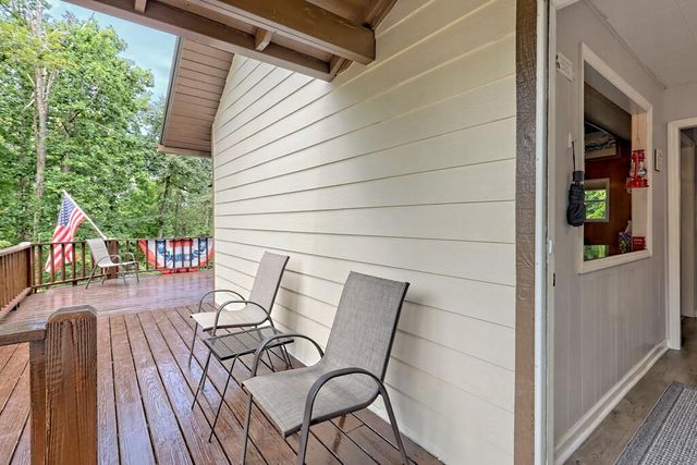 3259 Coffey Lane, Young Harris, GA 30585