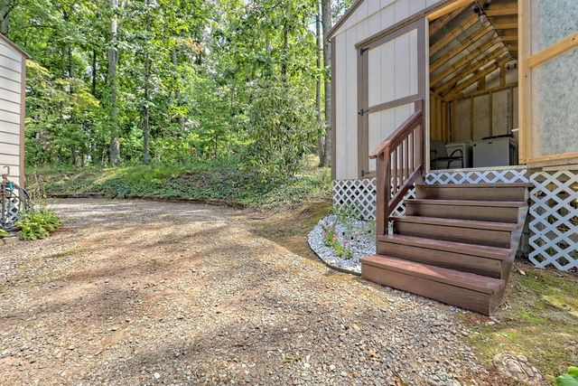 3259 Coffey Lane, Young Harris, GA 30585