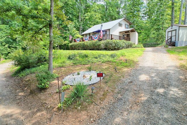 3259 Coffey Lane, Young Harris, GA 30585