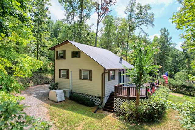 3259 Coffey Lane, Young Harris, GA 30585