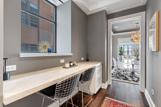 118 E Erie Street 35G, Chicago, IL 60611