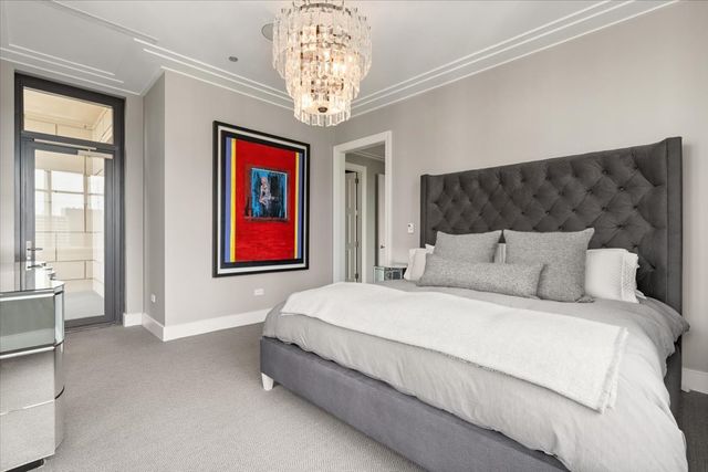 118 E Erie Street 35G, Chicago, IL 60611