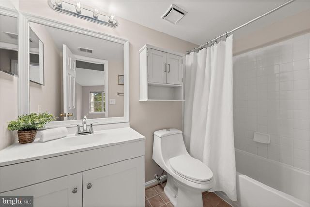13710 LARK SONG DR, Germantown, MD 20874