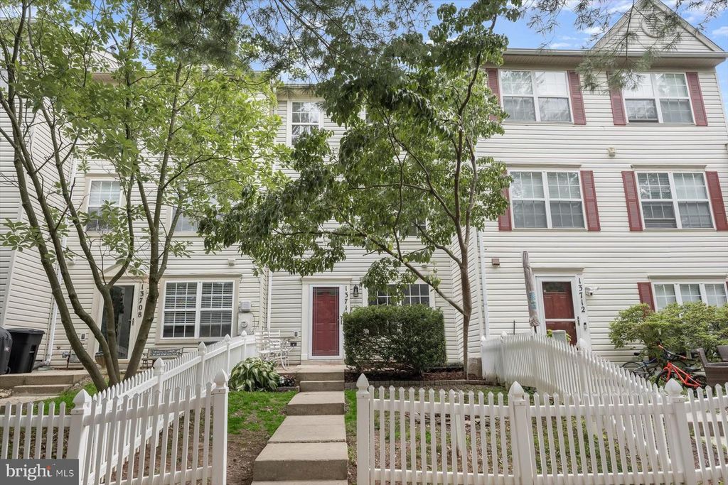 13710 LARK SONG DR, Germantown, MD 20874