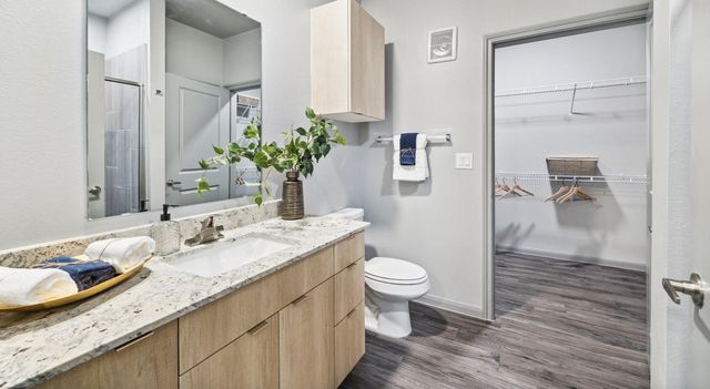 12752 N Houston Road 212, Houston, TX 77086