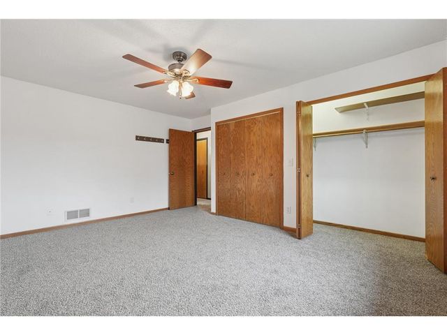 1281 Edgehill Court, Maplewood, MN 55109