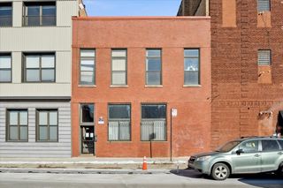 1344 W AUGUSTA Boulevard 1, Chicago, IL 60642