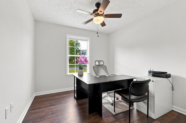 725 CHRISTIANSEN DR, Strasburg, VA 22657