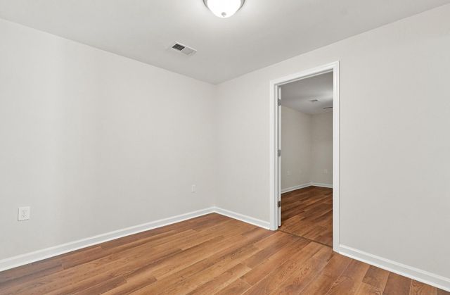 725 CHRISTIANSEN DR, Strasburg, VA 22657