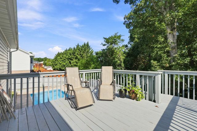 725 CHRISTIANSEN DR, Strasburg, VA 22657