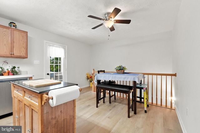 725 CHRISTIANSEN DR, Strasburg, VA 22657