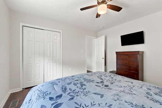 725 CHRISTIANSEN DR, Strasburg, VA 22657