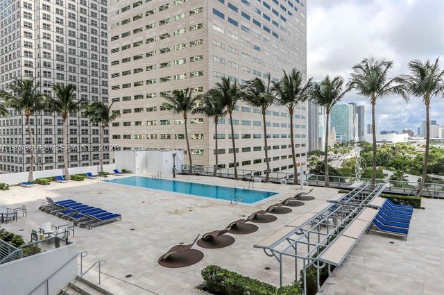 335 S Biscayne Blvd 1005, Miami, FL 33131