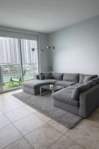 335 S Biscayne Blvd 1005, Miami, FL 33131
