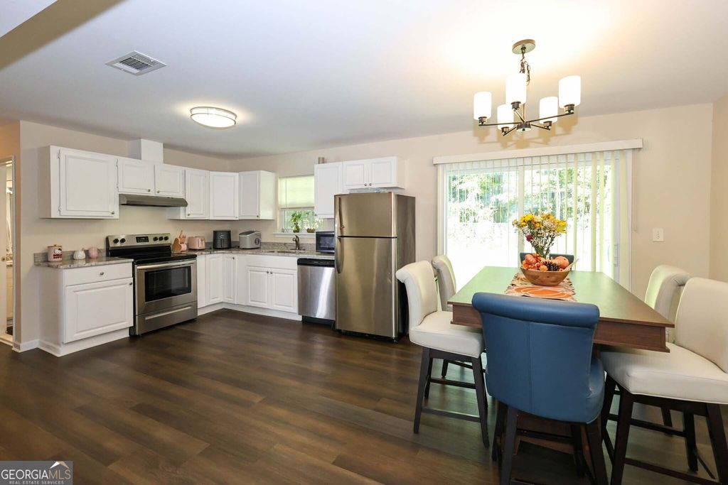 6011 Landover Circle, Morrow, GA 30260 — photo 5