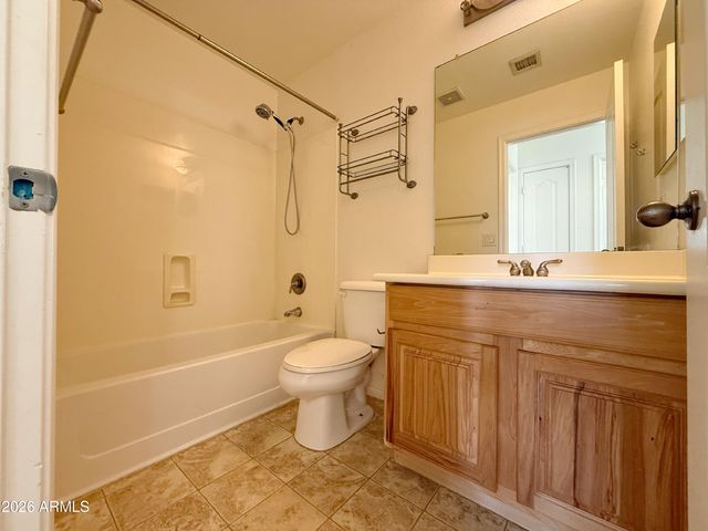 4802 W FAWN Drive, Laveen, AZ 85339