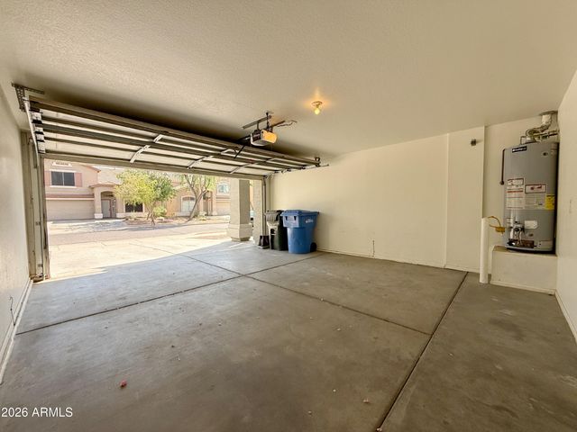 4802 W FAWN Drive, Laveen, AZ 85339